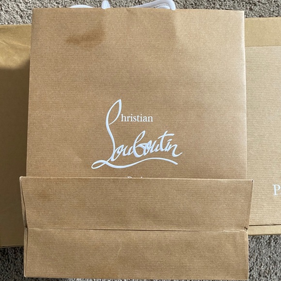 Authentic Christian Louboutin Shopping bag - Picture 5 of 5